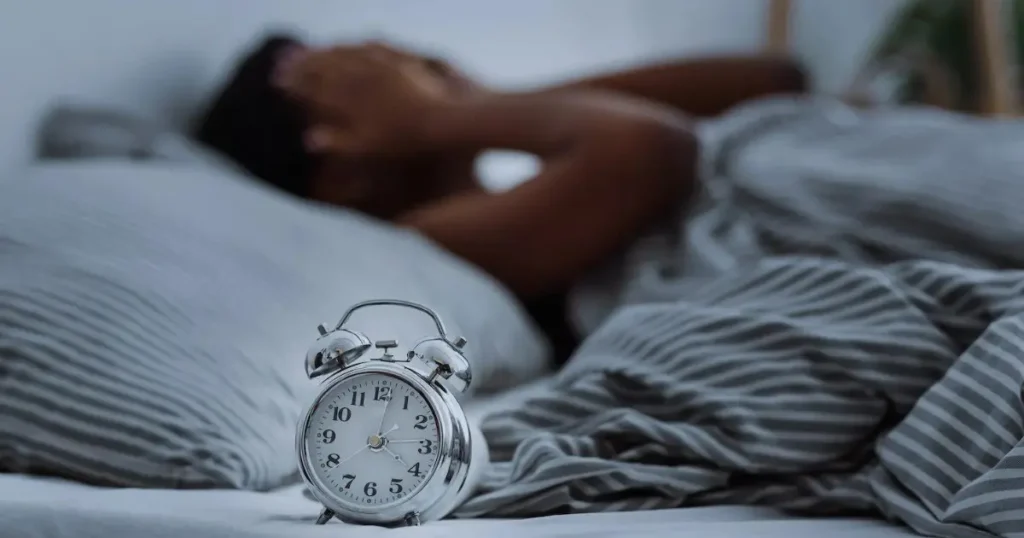 Ayurvedic lifestyle , Brahma Muhurtha (Waking Up Early)